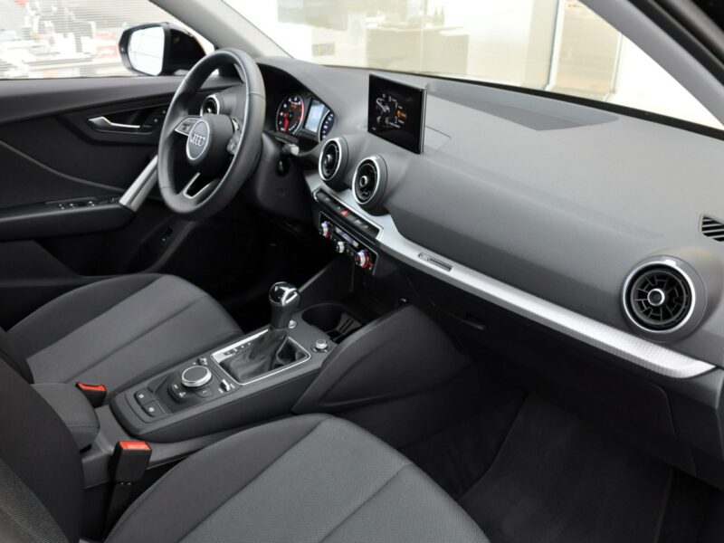 Audi Q2 35TFSI 150 KM Led Bluetooth Klimatronic AsystenciPreSense