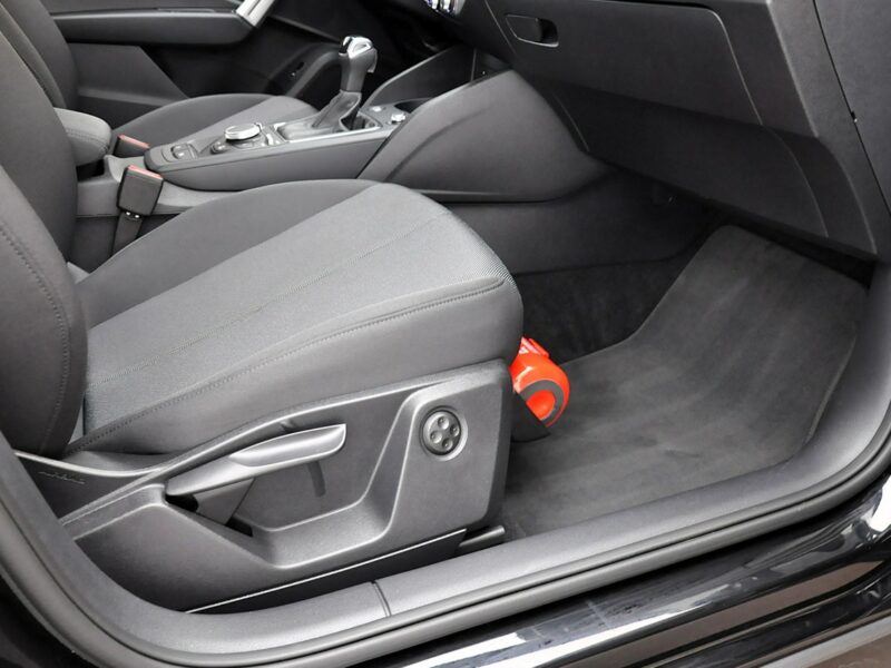 Audi Q2 35TFSI 150 KM Led Bluetooth Klimatronic AsystenciPreSense