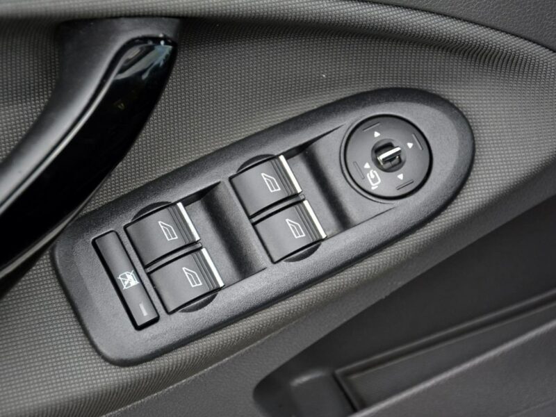 Ford Kuga Titanium Lift 4WD Navi Kamera 2XParktronic xenon LEDY Hak Oryginał I (2008-2012)