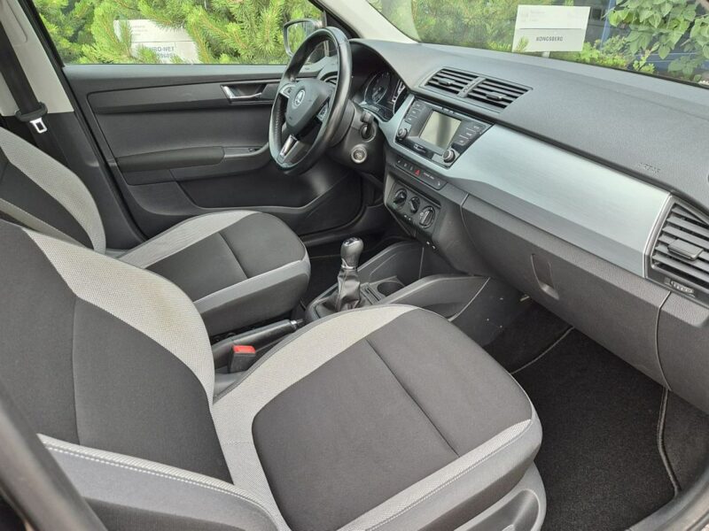 Škoda Fabia AMBIENTE * led * 1.2 TSI benzyna * GWARANCJA * serwisowany * warszawa III (2014-)