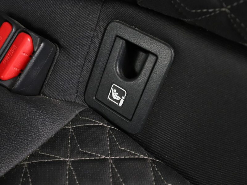 Toyota C-HR Lounge niski przebieg grzane fotele półskóra kamera ACC LED JBLpremium