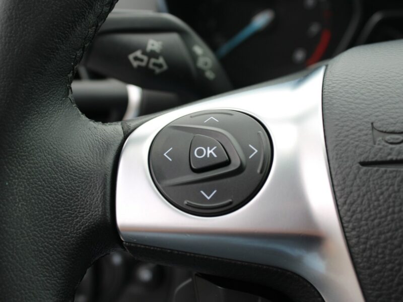 Ford Kuga Panorama SONY G.Fotele Automat II (2012-)