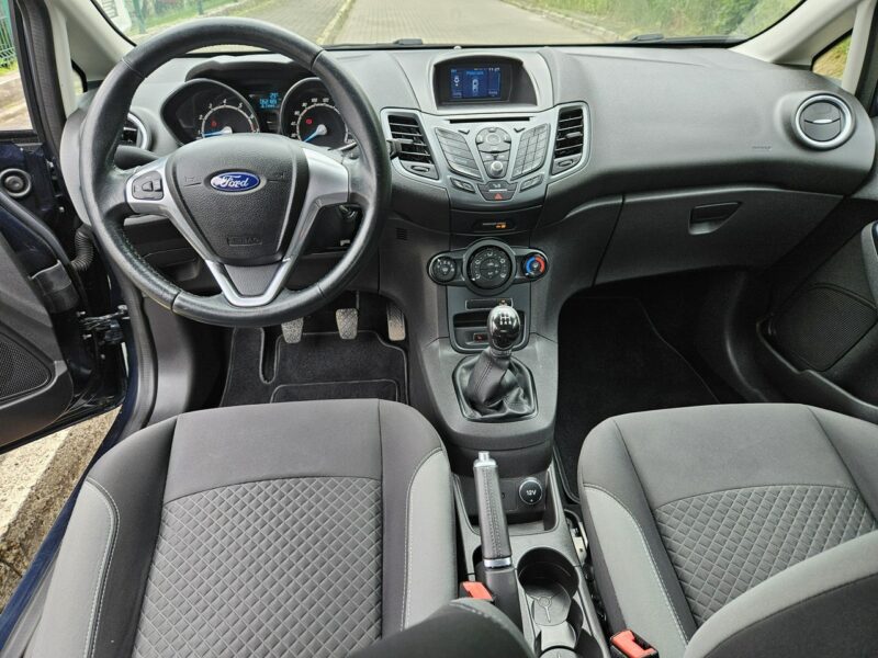 Ford Fiesta Podgrzewane fotele / Klimatyzacja / Czujniki parkowania Mk7 (2008-)