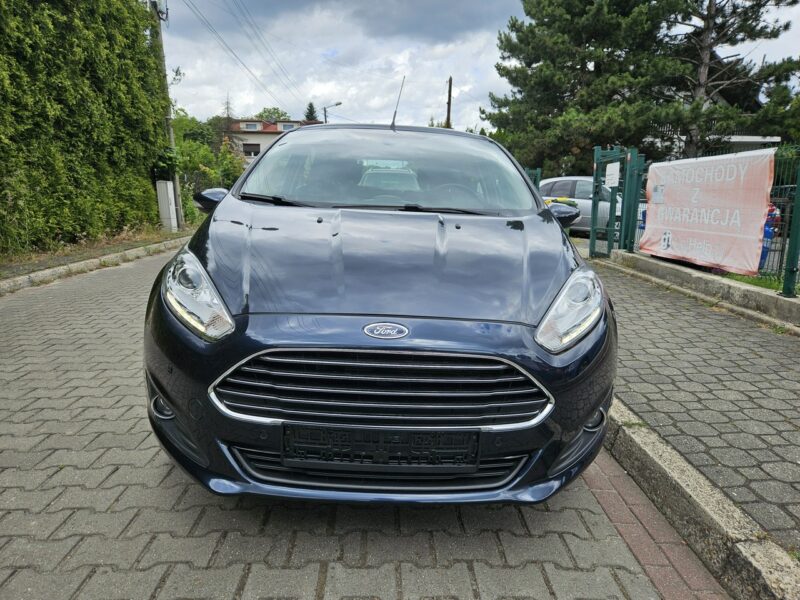 Ford Fiesta Podgrzewane fotele / Klimatyzacja / Czujniki parkowania Mk7 (2008-)