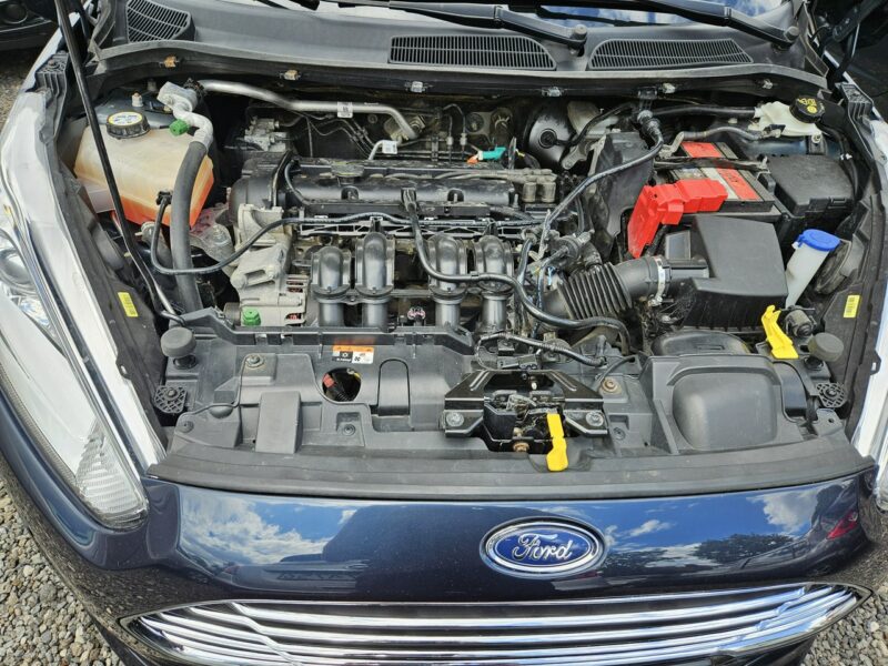 Ford Fiesta Podgrzewane fotele / Klimatyzacja / Czujniki parkowania Mk7 (2008-)