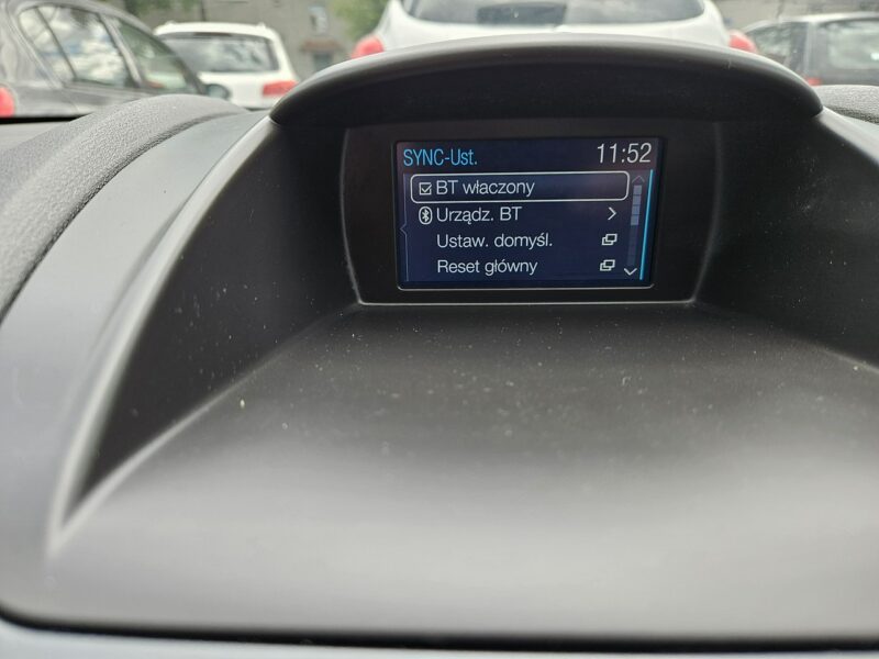 Ford Fiesta Podgrzewane fotele / Klimatyzacja / Czujniki parkowania Mk7 (2008-)