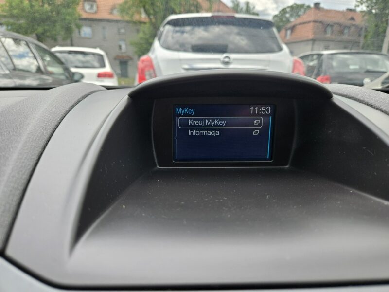 Ford Fiesta Podgrzewane fotele / Klimatyzacja / Czujniki parkowania Mk7 (2008-)