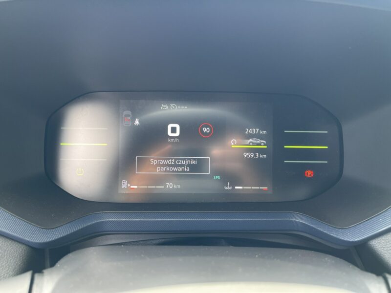 Dacia Duster Podgrzewanie Klimatronik Virtual cockpit HAK LPG III (2024-)