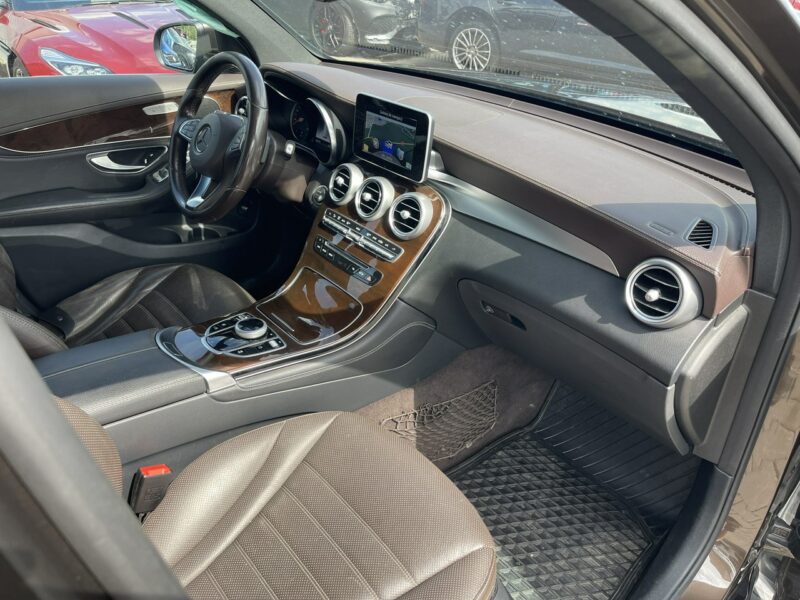Mercedes GLC 350 4Matic Automat Skóra Podgrzewanie 258KM