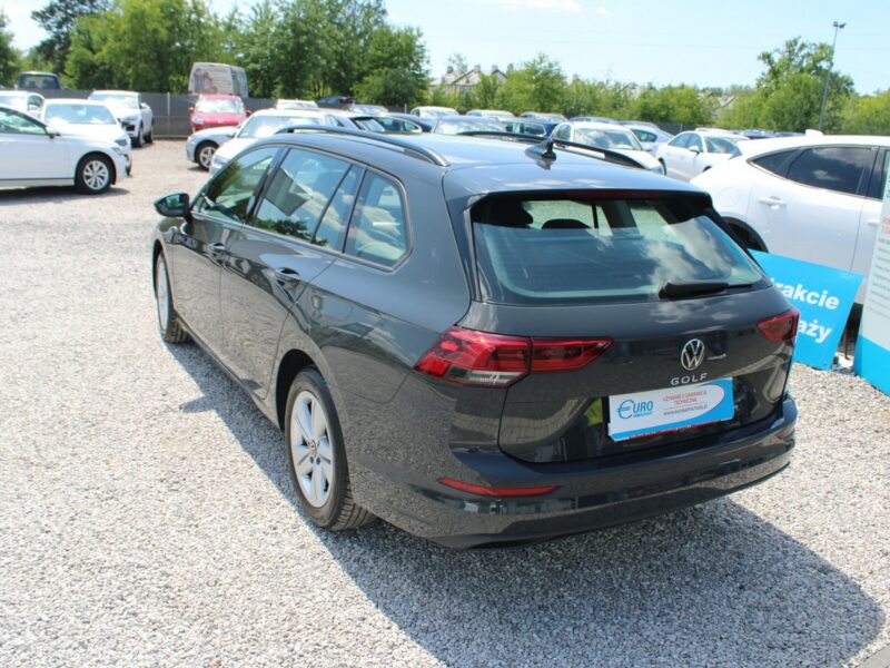 Volkswagen Golf LIFE Asystent Salon Polska Gwarancja VIII (2020-)