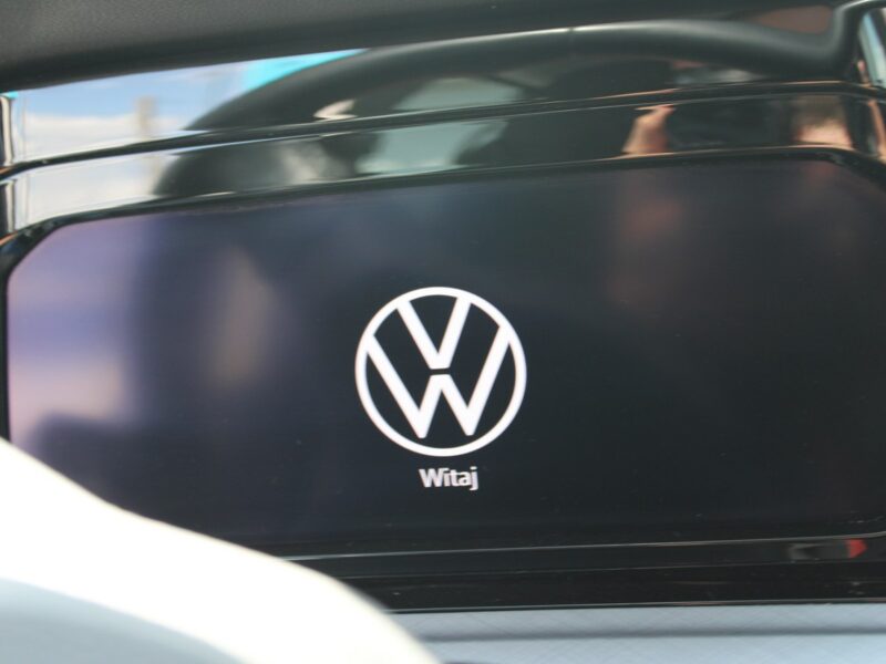 Volkswagen Golf LIFE Asystent Salon Polska Gwarancja VIII (2020-)