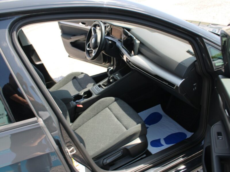Volkswagen Golf LIFE Asystent Salon Polska Gwarancja VIII (2020-)