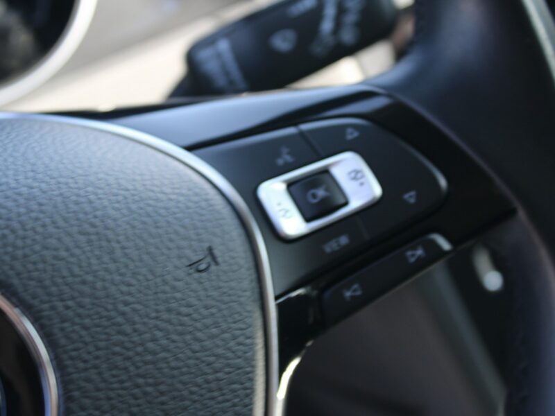 Volkswagen Golf Comfortline A Gwarancja Auto-Hold VII (2012-)
