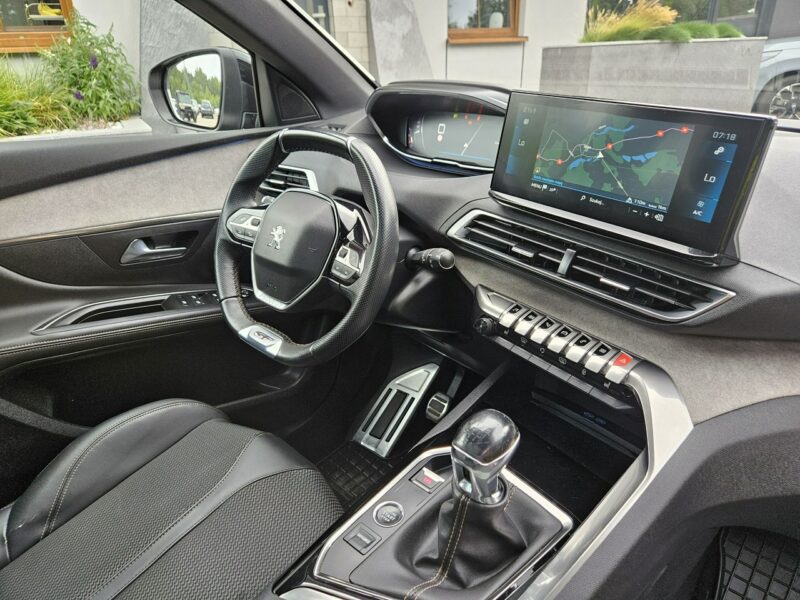 Peugeot 5008 1.2 PureTech GT 130 KM Panorama / I-właściciel / Serwisowany II (2017-)