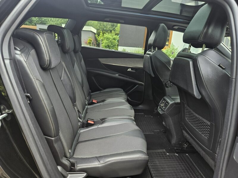 Peugeot 5008 1.2 PureTech GT 130 KM Panorama / I-właściciel / Serwisowany II (2017-)