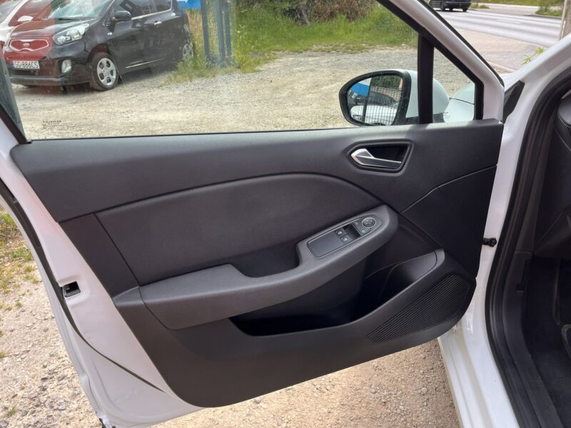 Renault Clio 1.5 Zarejestrowany Klima NAvi Tempomat 6biegów Tryb Eco Stan BDB Bezwy V (2019-)