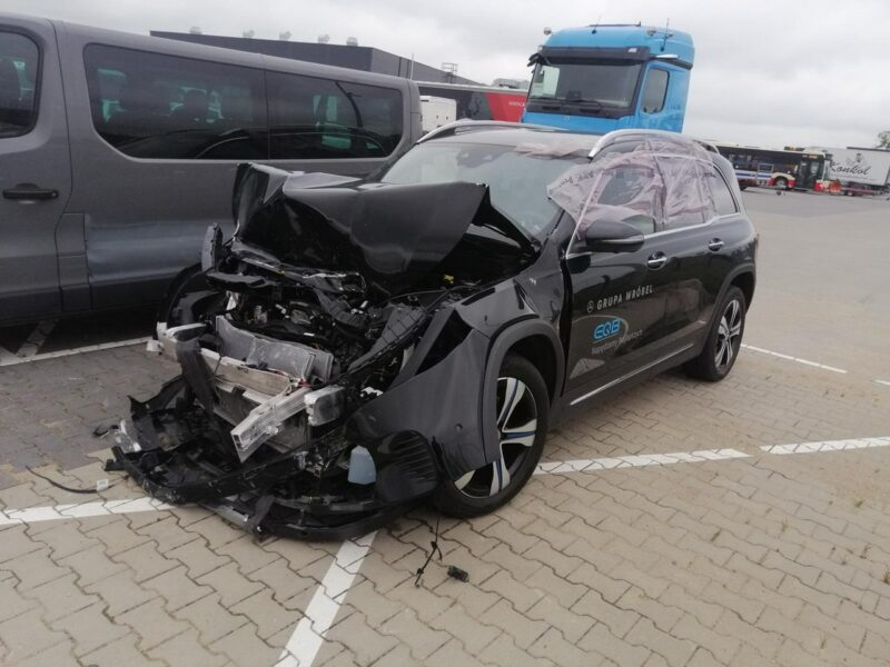 Mercedes EQB