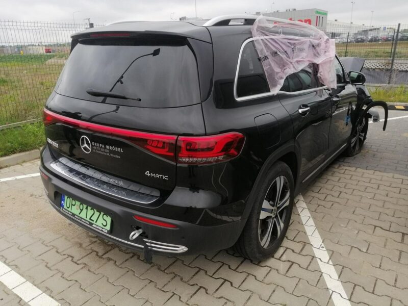 Mercedes EQB