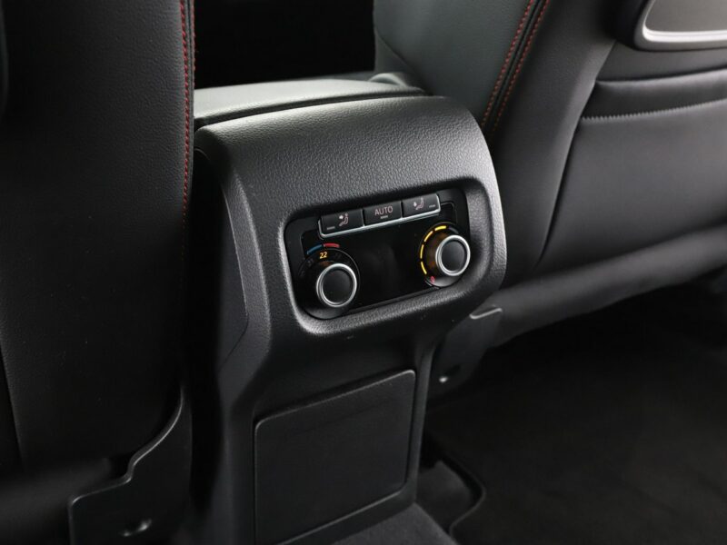 Seat Alhambra 7 os. skóra/alcantara bi-xenon navi klima auto grzane fotele II (2010-)