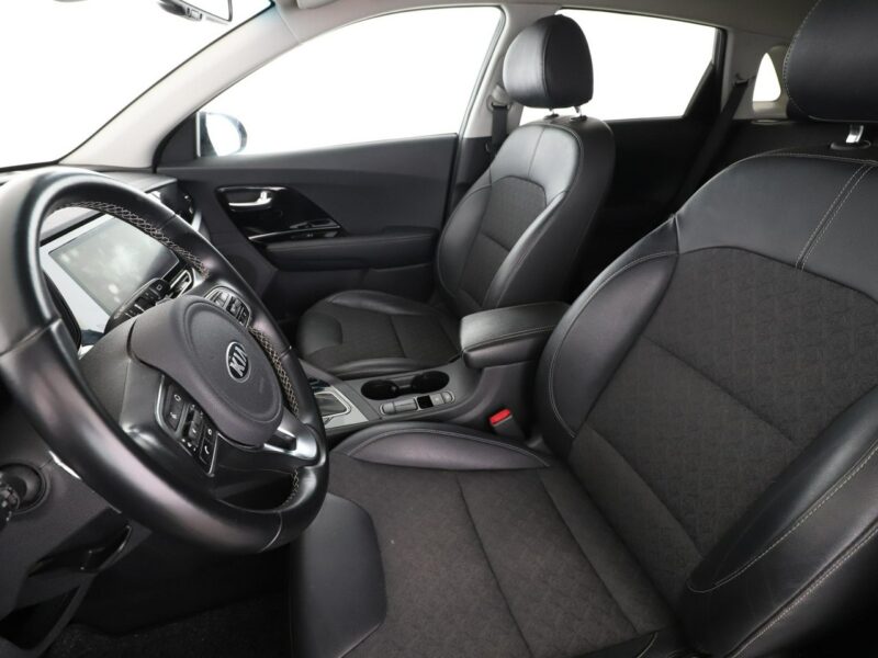 Kia Niro FV23% Plug-in Hybrid Navi Klimatyzacja Kamera cofania Bluetooth