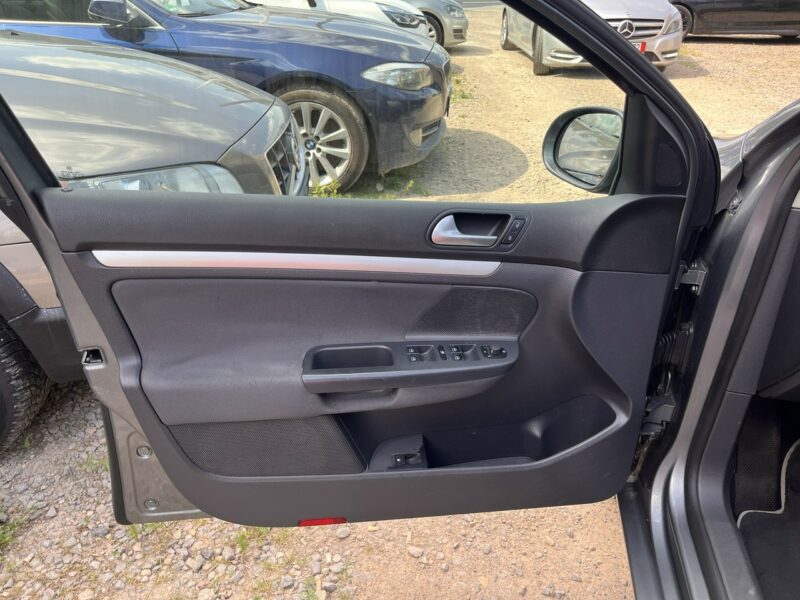Volkswagen Golf 1.4 Climatronic Grzane Fotele ABS EL szyby Bez Rdzy Stan BDB Bezwypad V (2003-2008)