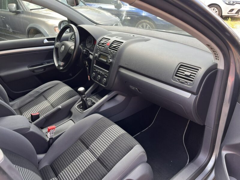 Volkswagen Golf 1.4 Climatronic Grzane Fotele ABS EL szyby Bez Rdzy Stan BDB Bezwypad V (2003-2008)