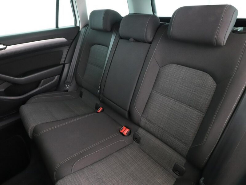 Volkswagen Passat GRATIS! Pakiet Serwisowy o wartości 1200 zł! B8 (2014-2023)