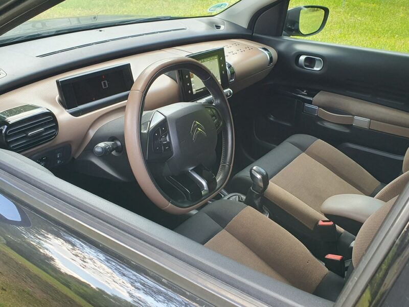 Citroen C4 Cactus 1.6 Blue HDI # Navi # Kamera # Parktronic # Climatronic # Super Stan I (2014-)