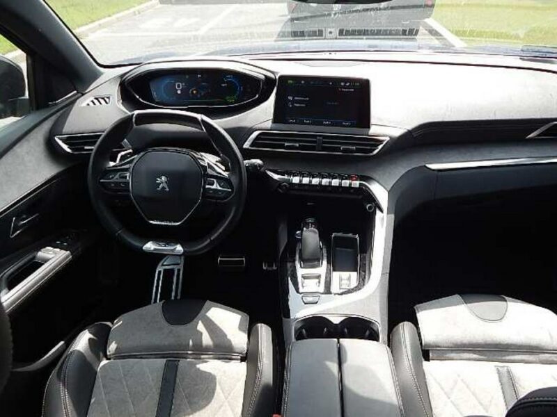 Peugeot 3008 II (2016-)