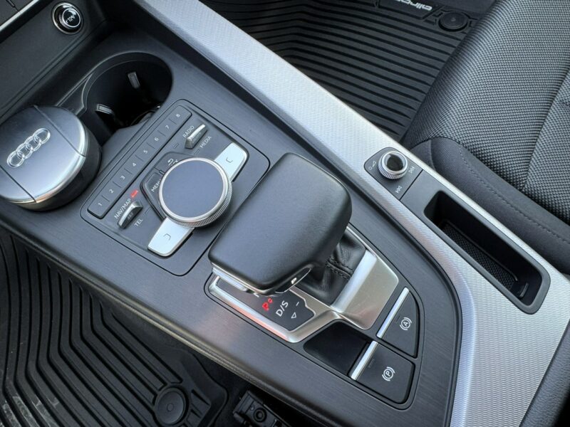 Audi A4 Allroad 45 TFSi 252 KM, Matrix LED, Kamera cofania, Virtual Cockpit, El. klapa