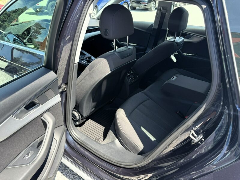 Audi A4 Allroad 45 TFSi 252 KM, Matrix LED, Kamera cofania, Virtual Cockpit, El. klapa
