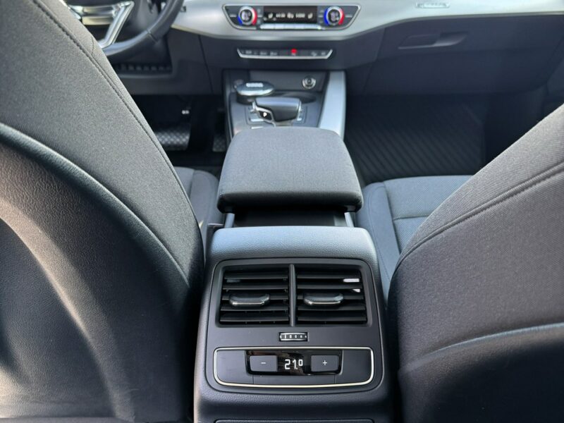 Audi A4 Allroad 45 TFSi 252 KM, Matrix LED, Kamera cofania, Virtual Cockpit, El. klapa
