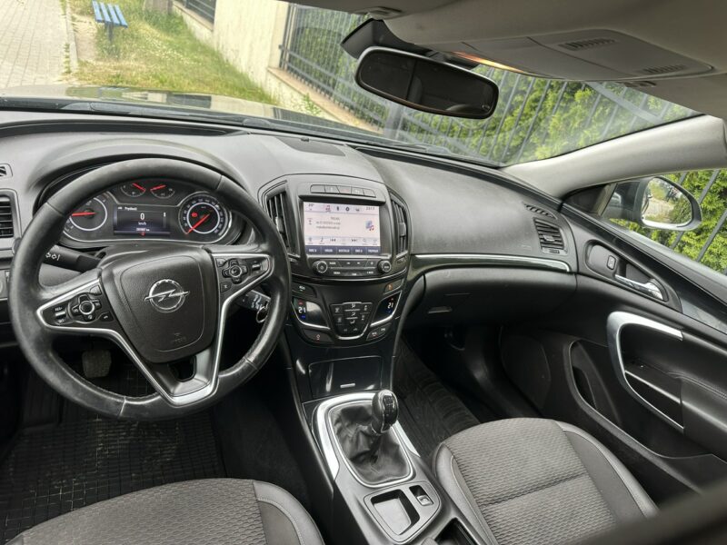 Opel Insignia Moc 170, nawigacja, czujniki przód i tył, bluetooth, światła dzienne A (2008-2017)