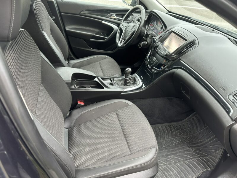 Opel Insignia Moc 170, nawigacja, czujniki przód i tył, bluetooth, światła dzienne A (2008-2017)