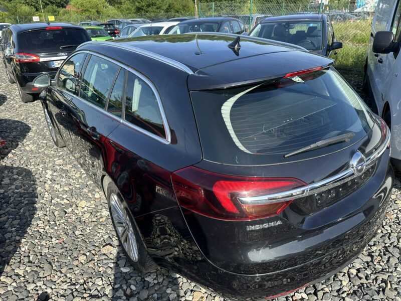 Opel Insignia Moc 170, nawigacja, czujniki przód i tył, bluetooth, światła dzienne A (2008-2017)