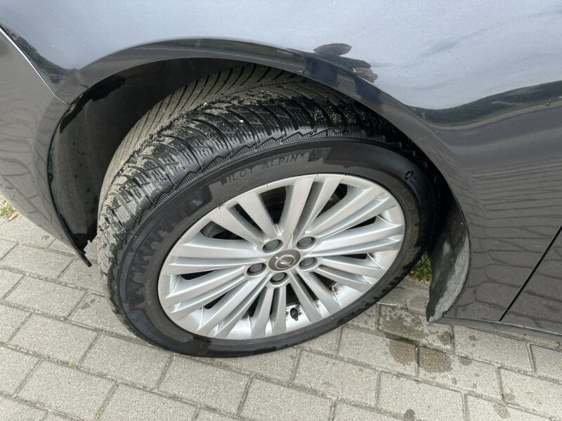 Opel Insignia Moc 170, nawigacja, czujniki przód i tył, bluetooth, światła dzienne A (2008-2017)