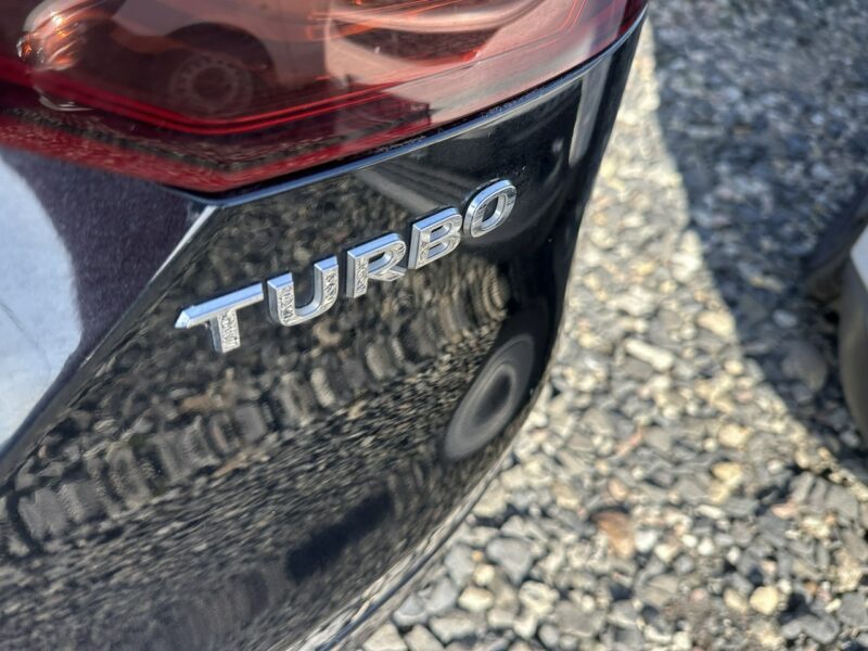 Opel Insignia Moc 170, nawigacja, czujniki przód i tył, bluetooth, światła dzienne A (2008-2017)