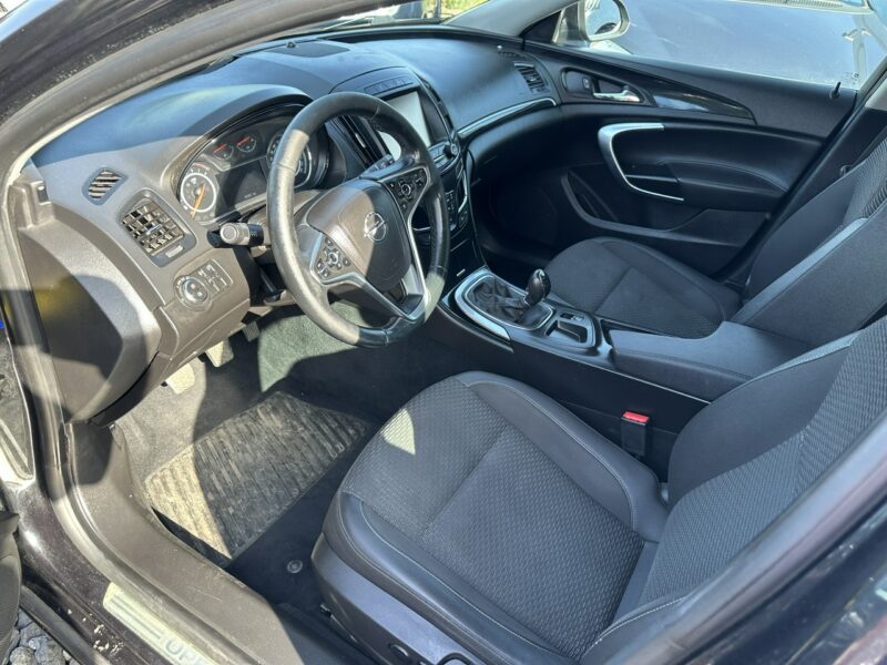 Opel Insignia Moc 170, nawigacja, czujniki przód i tył, bluetooth, światła dzienne A (2008-2017)