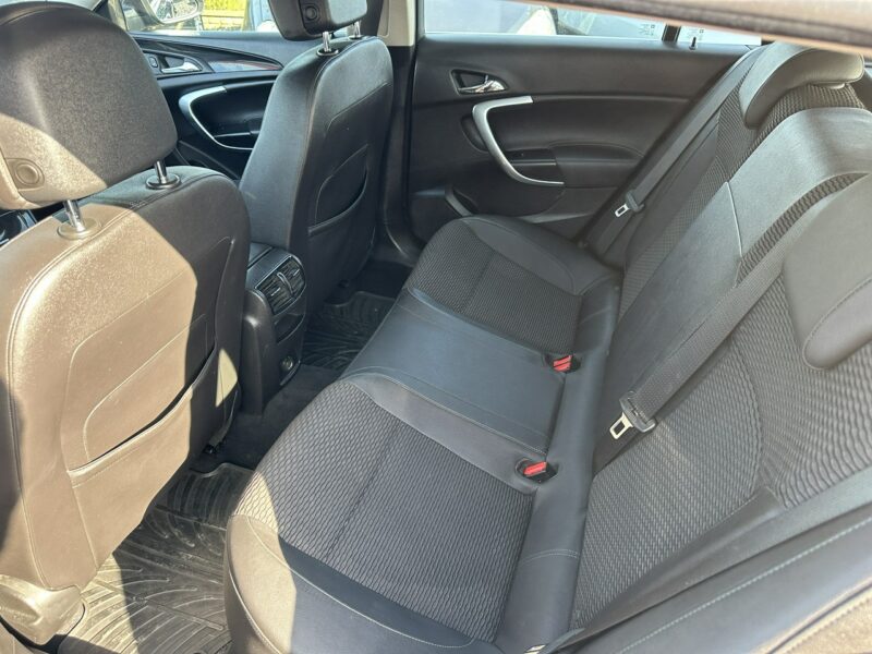 Opel Insignia Moc 170, nawigacja, czujniki przód i tył, bluetooth, światła dzienne A (2008-2017)