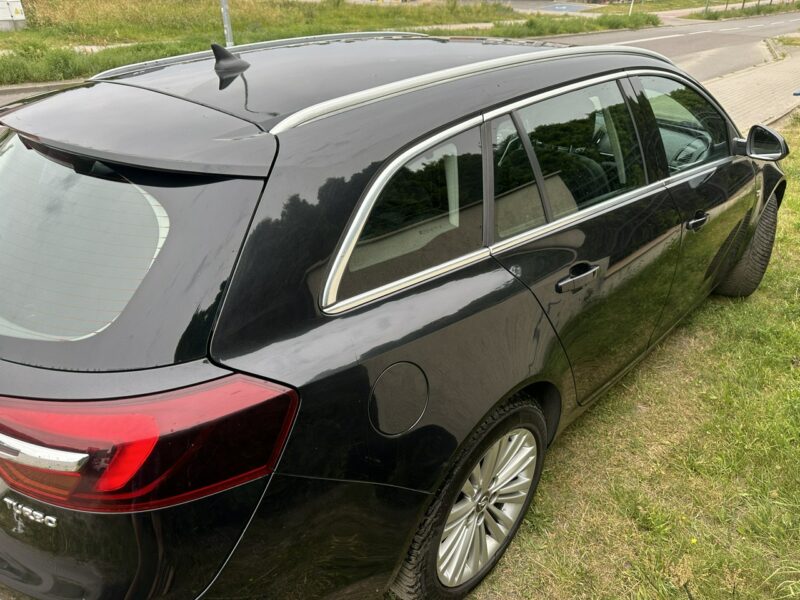 Opel Insignia Moc 170, nawigacja, czujniki przód i tył, bluetooth, światła dzienne A (2008-2017)