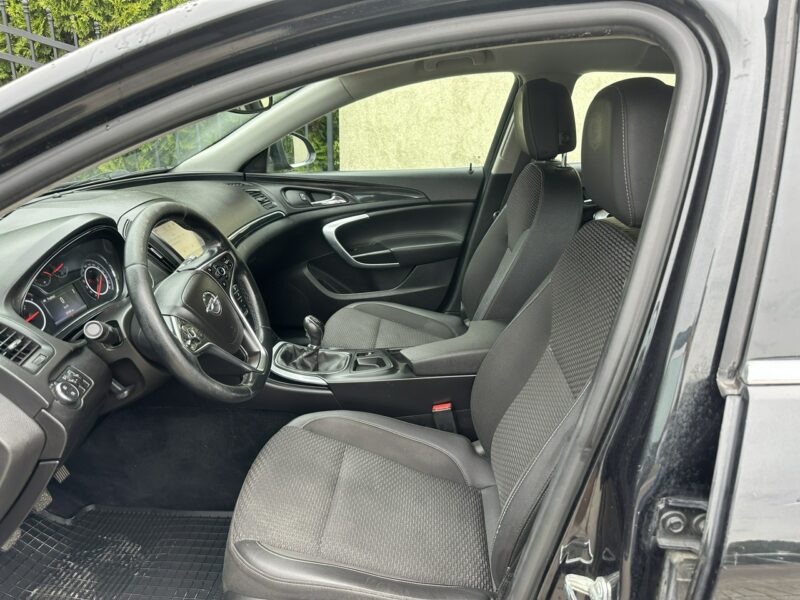Opel Insignia Moc 170, nawigacja, czujniki przód i tył, bluetooth, światła dzienne A (2008-2017)
