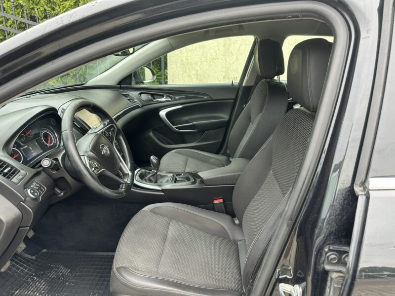Opel Insignia Moc 170, nawigacja, czujniki przód i tył, bluetooth, światła dzienne A (2008-2017)