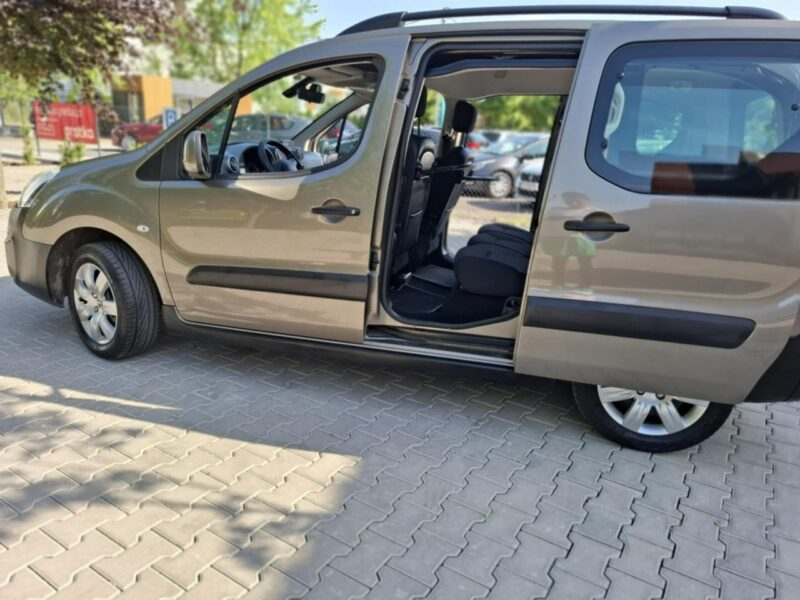 Peugeot Partner Peugeot Partner Tepee 1.2 Outdoor - Benzyna - Ręczna - 110 hp - II (2008-)