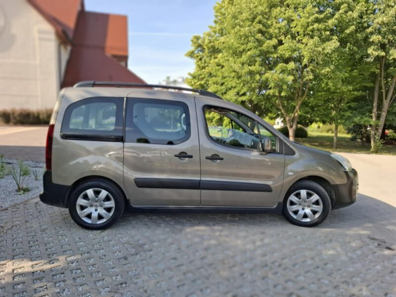 Peugeot Partner Peugeot Partner Tepee 1.2 Outdoor - Benzyna - Ręczna - 110 hp - II (2008-)