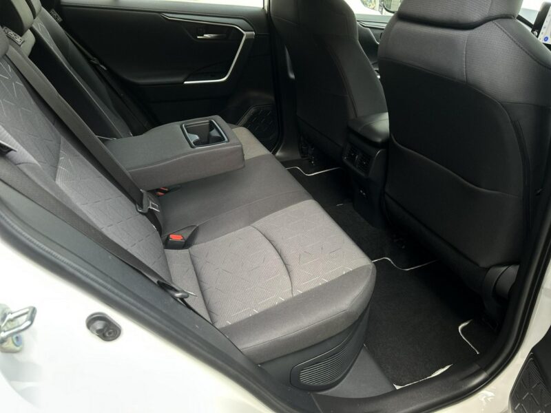 Toyota RAV-4 2.5 HSD 222KM 4x4 COMFORT , salon Polska, gwarancja, FV23% V (2018)