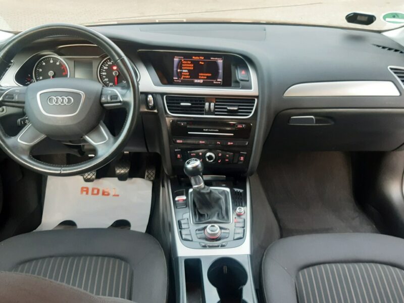 Audi A4 Audi A4 2.0 TFSI E85 Ambiente B8 (2007-2015)