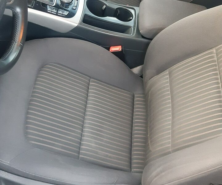 Audi A4 Audi A4 2.0 TFSI E85 Ambiente B8 (2007-2015)