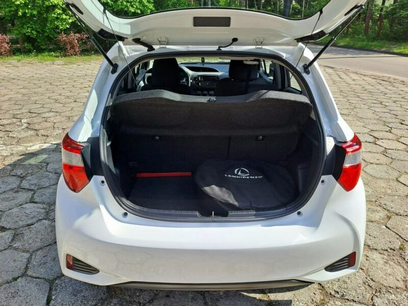 Toyota Yaris Jak Nowa LPG Serwis ASO Świeżo po dużym przeglądzie IV (2020-)