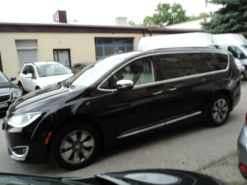 Chrysler Pacifica Sprzedam ładnego CHRYSLERA PACIFICE 3.6 HYBRYDA