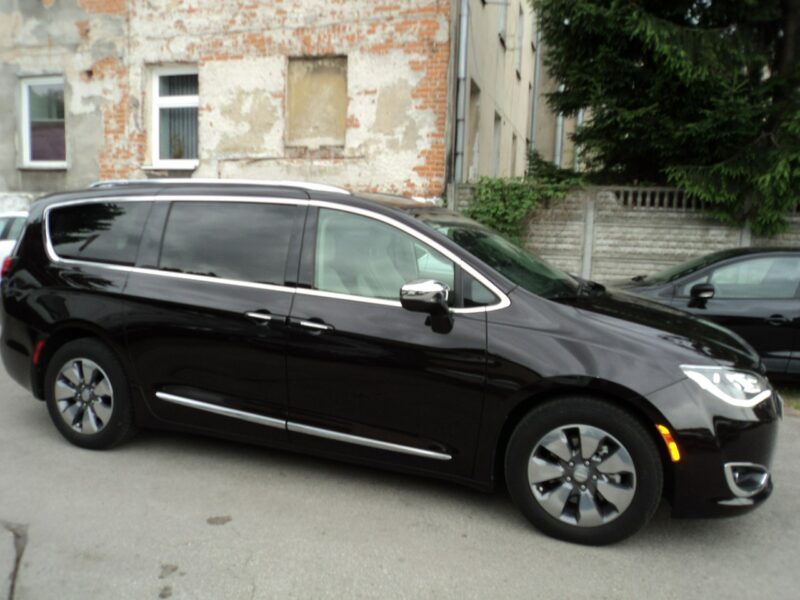 Chrysler Pacifica Sprzedam ładnego CHRYSLERA PACIFICE 3.6 HYBRYDA